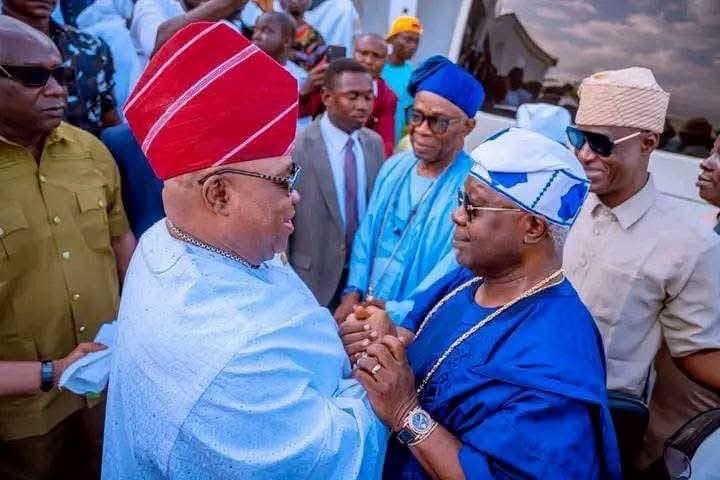 Governor Adeleke and other dignitaries at the installation