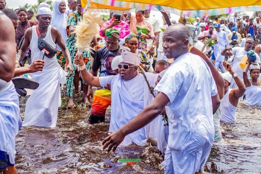 Thousands Gather in Kweme Kingdom for Sacred Thehule Lake Spiritual Rites
