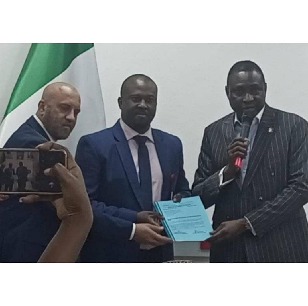 EFCC Hands Over 53 Vehicles and $180,300 to Canadian Police