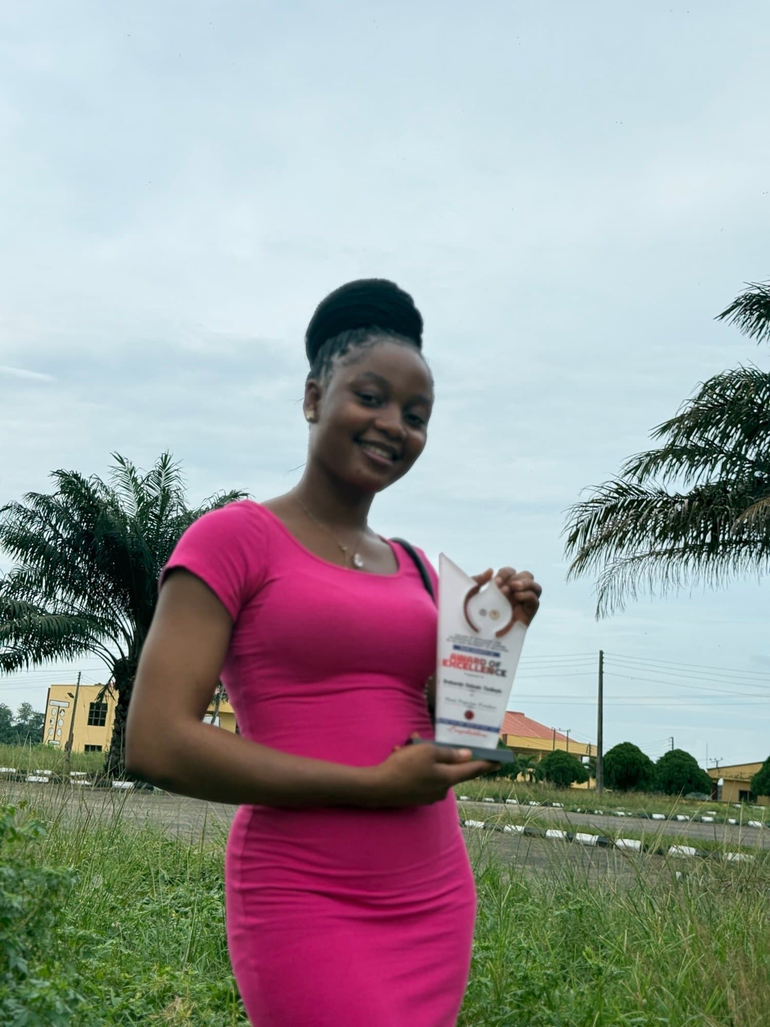 “Trending Mic Girl” Tomisin Orebamjo Bags First Award as Most Popular Fresher in TASUED